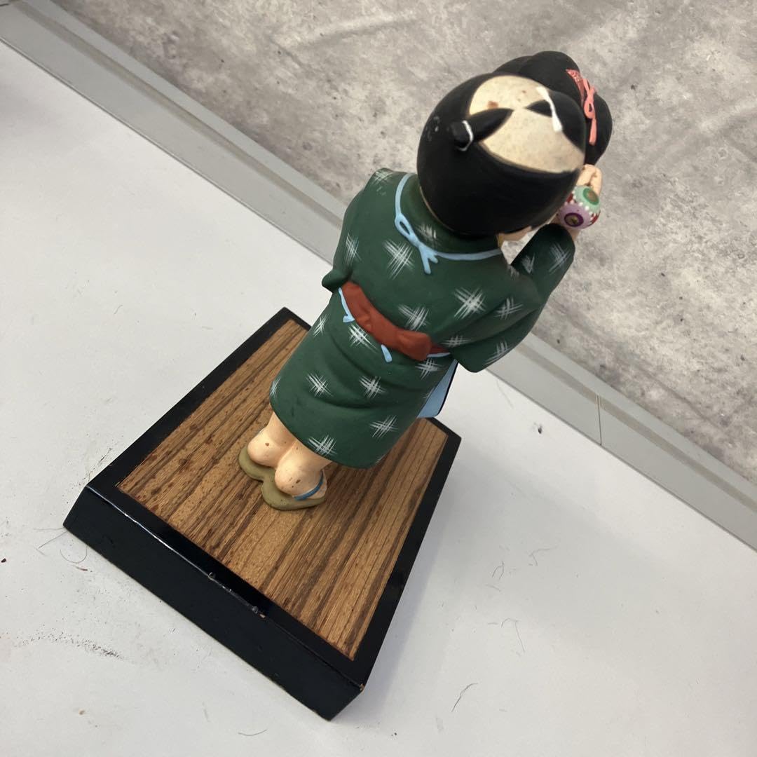 Amazon.co.jp: レトロ 博多人形 伝統工芸品 陶器製 丁稚とこいさん